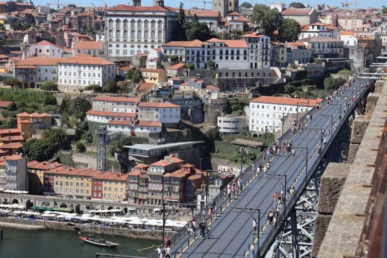How to Book a Porto Card