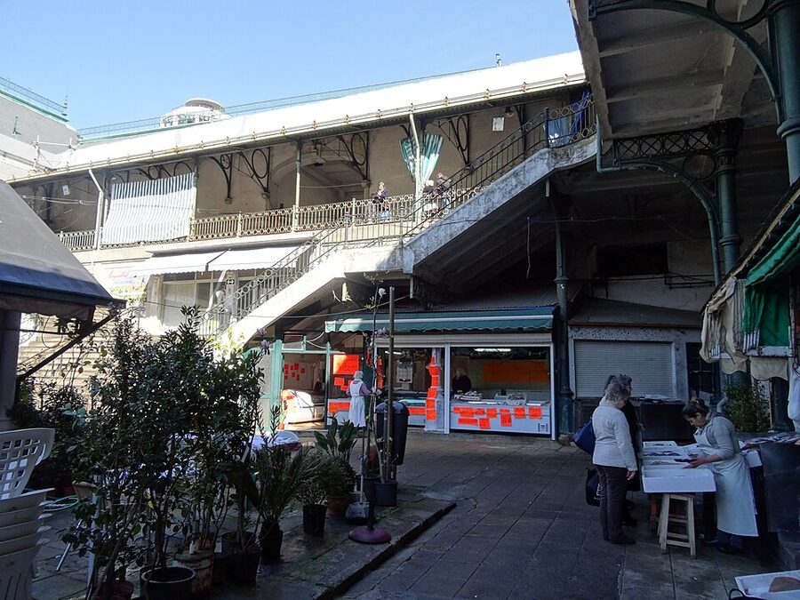 Mercado do Bolhao market stalls Porto