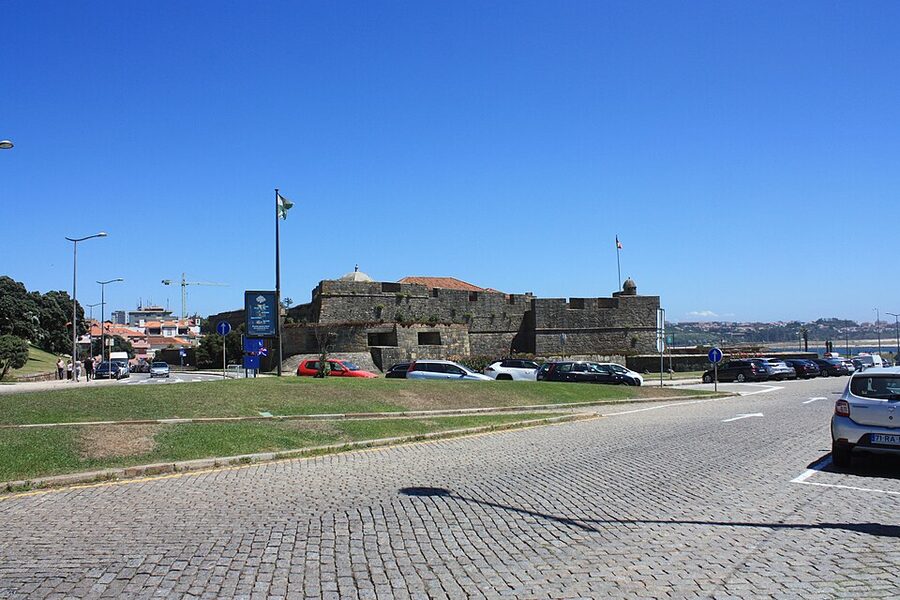 Forte de São João Baptista da Foz overlooking the Douro estuary