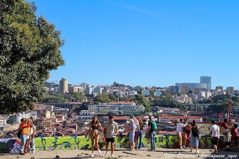 How to Book a Porto Tuk-Tuk Tour