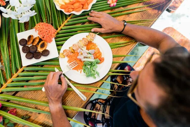 Private Bora Bora Lagoon Snorkel Cruise with BBQ Picnic - First Stop: Lagoon Snorkeling and Wildlife Encounters
