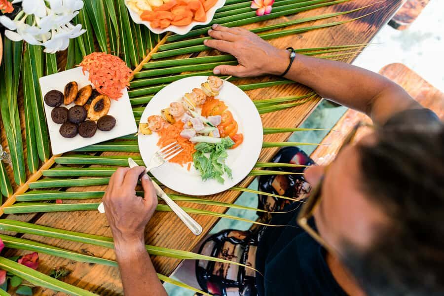 Private Bora Bora Lagoon Snorkel Cruise with BBQ Picnic - First Stop: Lagoon Snorkeling and Wildlife Encounters