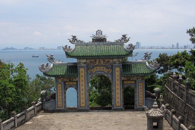 Private Car Transfer Hue to Hoi An with English-Speaking Driver - FAQs