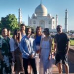 Private Cultural Taj Mahal Tour by Gatimaan Express Train - Visiting the Taj Mahal: A Marble Masterpiece