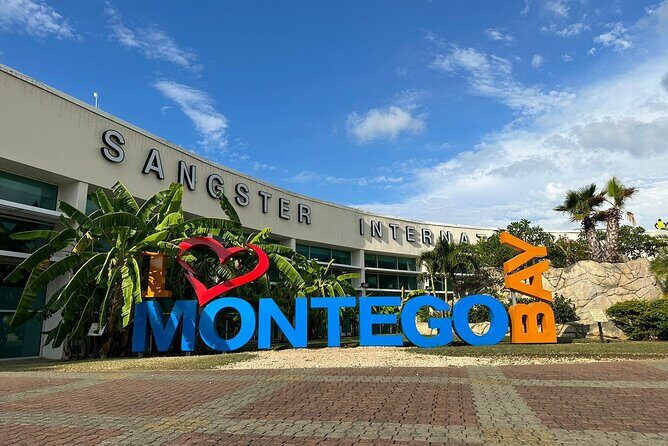 Private One Way Transfer from MBJ Airport to Montego bay Hotels - The Booking and Arrival Process