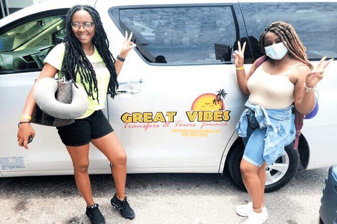 Private Transport: Montego Bay Airport to Royal Decameron Cornwall Beach - The Vehicle and Service Quality