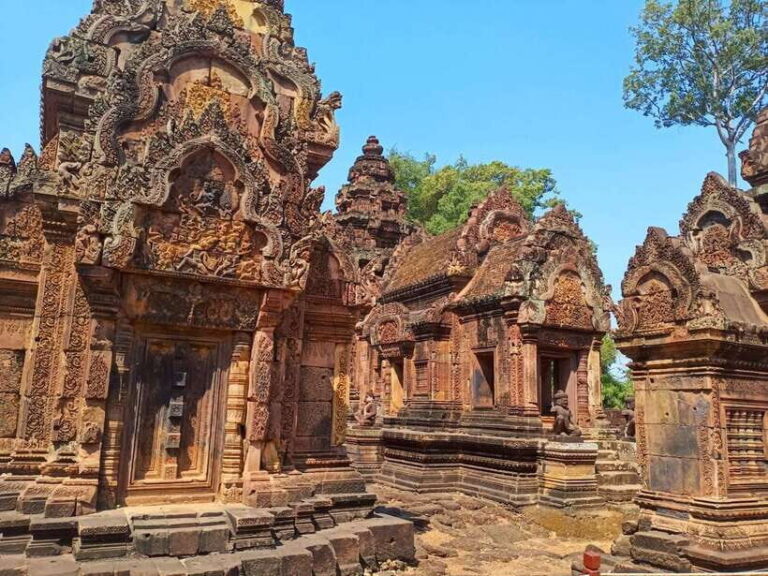 Private Trip to Banteay Srei, Rolous Group & Tonle Sap Lake - What to Expect in Terms of Practicalities
