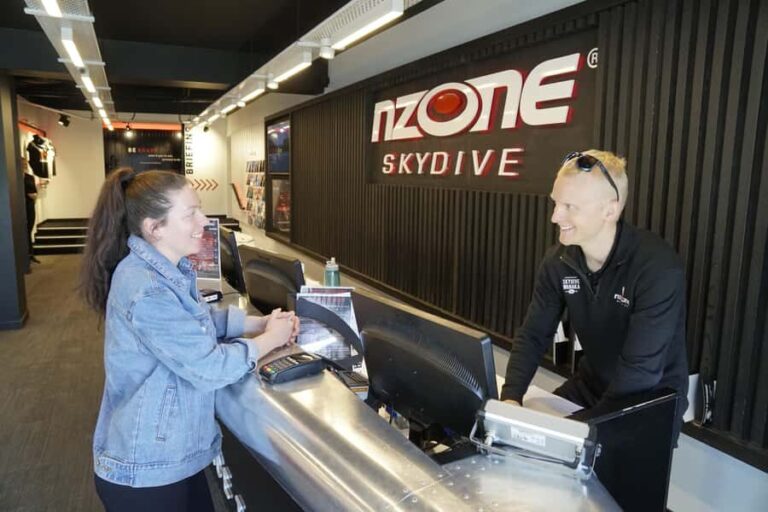Queenstown: Tandem Skydive Experience - An In-Depth Look at the Queenstown Tandem Skydive