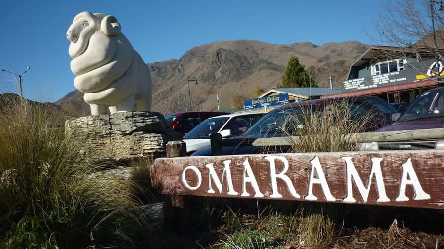Queenstown to Christchurch via Mt Cook One-Way Tour - Scenic Drive Through Otago and Central Otago