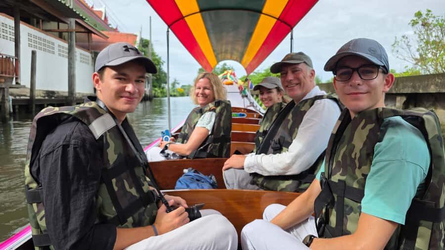 Railway Market to Floating Market & Boat Ride from Bangkok - The Market Experience: Damnoen Saduak Floating Market