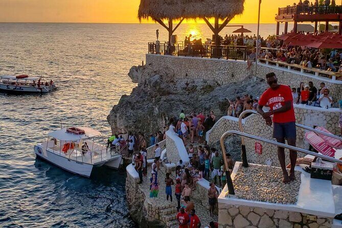 Rick's Cafe Sunset Cruise - Who Is This Tour Best For?