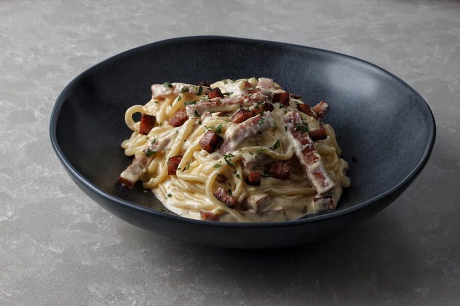 Spaghetti carbonara plate Rome
