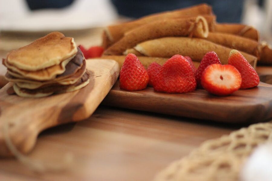 Dutch pannenkoeken with strawberries on a plate