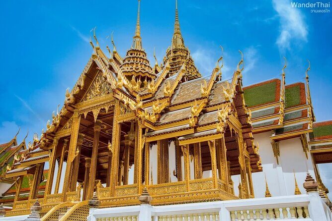 Royal Grand Palace Emerald Buddha and Reclining Buddha Group Tour - The Logistics: Transportation and Group Dynamics