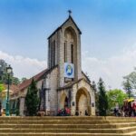 Sapa Trekking Tours 2 Days 1 Night Stay At Homestay - Trekking through Y Linh Ho and Lao Chai Valley