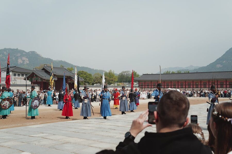 Guard ceremony at Gyeongbokgung Palace