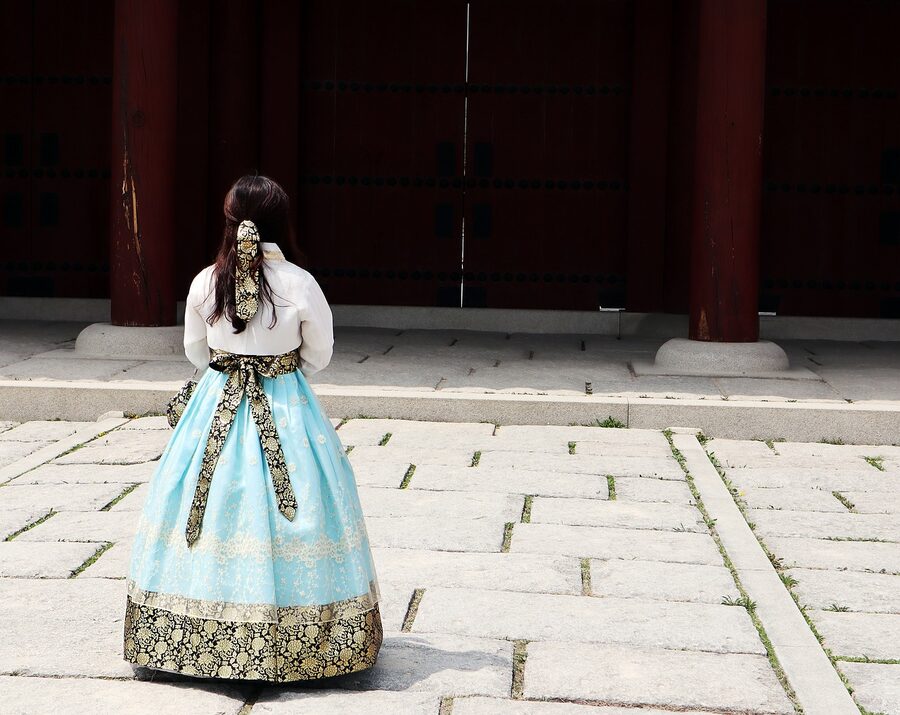 Hanbok at Gyeongbok Palace