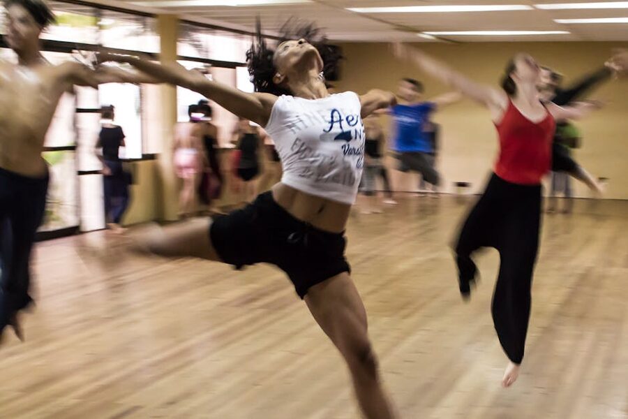 Dynamic group dance class Seoul