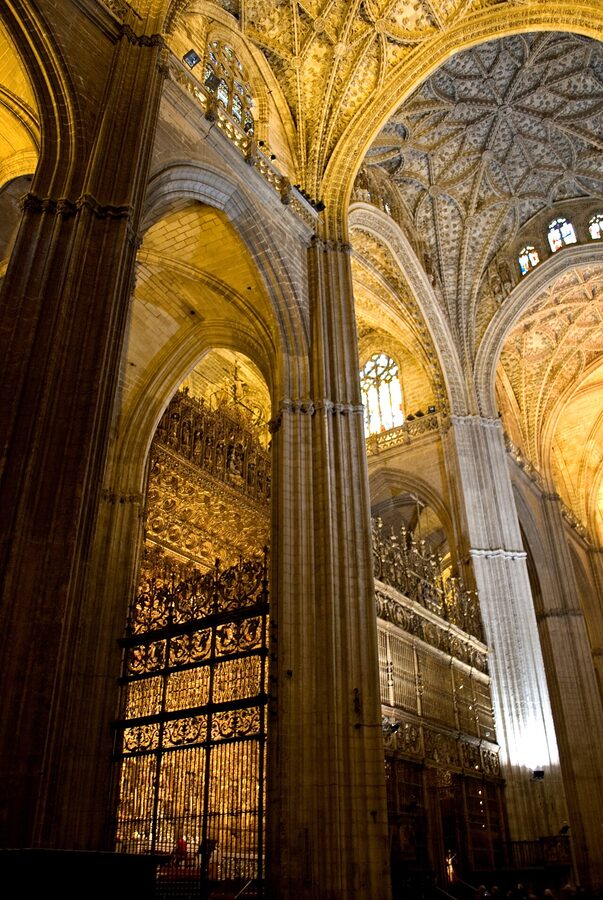Seville Cathedral interior crucero and capilla mayor
