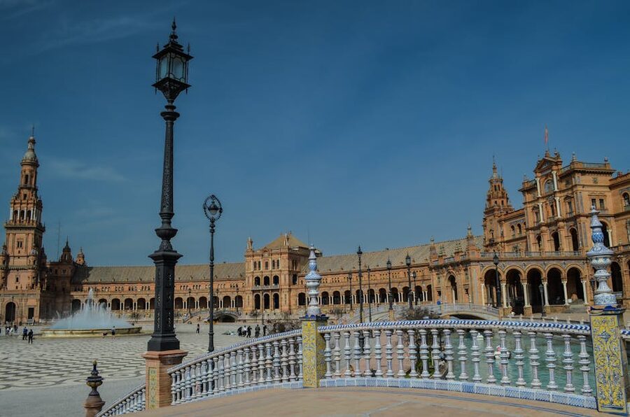 Plaza de Espana Sevilla with fountain and architecture