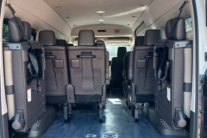 Share minivan from Vientiane to Vang vieng - Why Choose the Shared Minivan?  