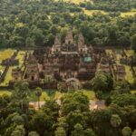 Shared day tour with Spanish-speaking guide at Angkor Temple. - Detailed Breakdown of the Itinerary