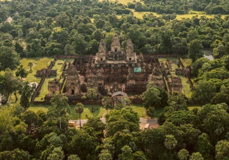 Shared day tour with Spanish-speaking guide at Angkor Temple. - Detailed Breakdown of the Itinerary