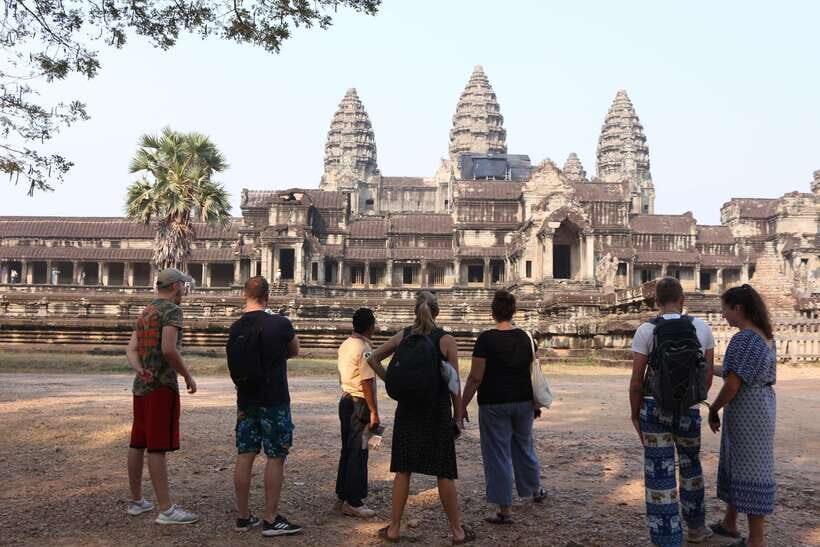 Siem Reap Angkor Wat Guide Tour -Small Group - A Deep Dive into the Tour
