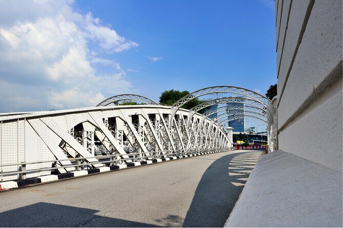 Singapore Civic District + Chinatown Join-in Walking Tour - What You Can Expect