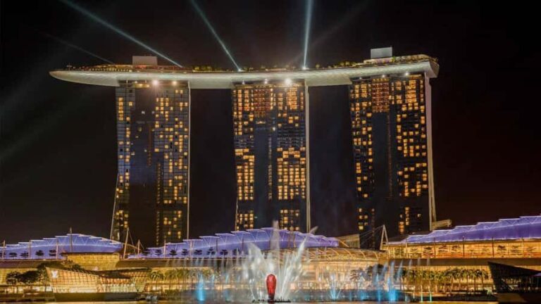 Singapore: Starry Night Cruise, Garden Rhapsody & Spectra - Transportation, Duration, and Value