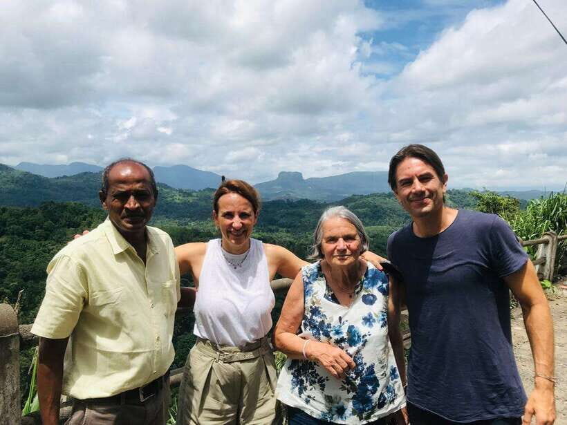 Sri Lanka's highlights: 12-day tour with temples, tea plantations and nature - Transportation, Accommodation, and Guides