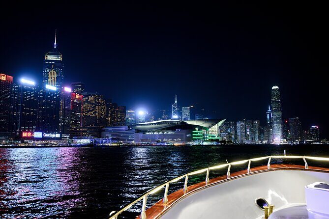 STARLIGHT: Victoria Harbour Night Yacht Tour - Why Choose the Victoria Harbour Night Yacht Tour?