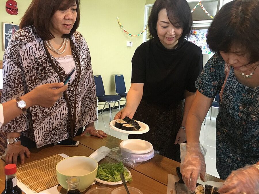 Sushi making rolling technique with mat