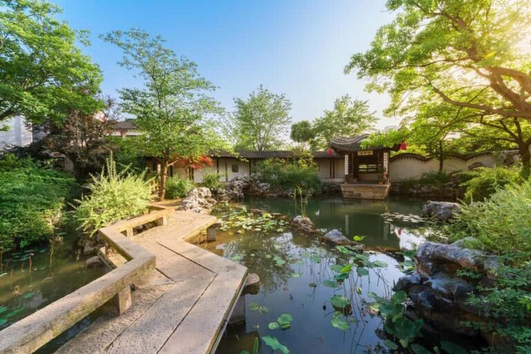 Suzhou: Gardens and Tongli or Zhouzhuang Water Town - FAQ