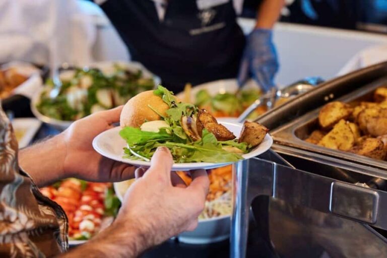 Sydney: Harbour Cruise with Buffet Lunch - Who Will Love This Experience?