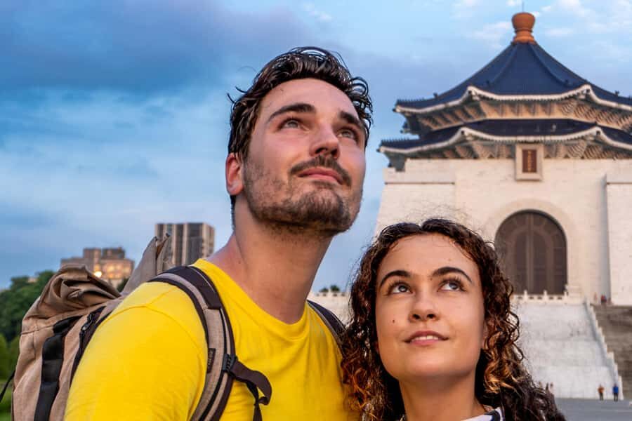 Taiwan Kaohsiung: Photoshoot with Taiwan Photographer - Why Choose This Photoshoot in Kaohsiung?