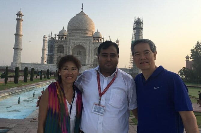 Taj Mahal Sunrise Tour with Agra overnight from Delhi - By Car - Day 1: Exploring Agra’s Historic Gems