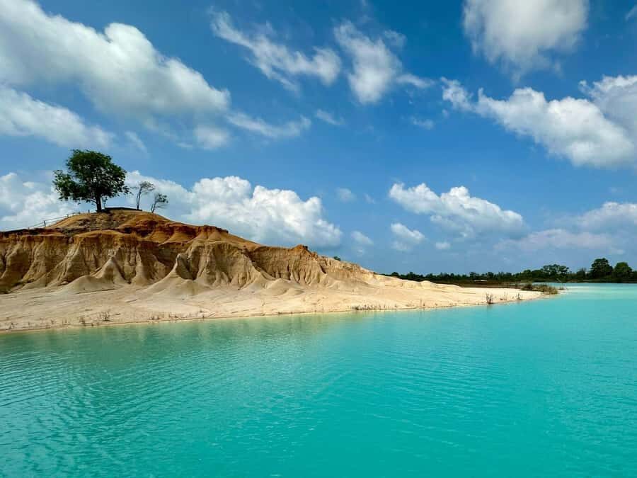 Teluk Sebong: Bintan Desert and Blue Lake Trip - Who Will Love This Tour?