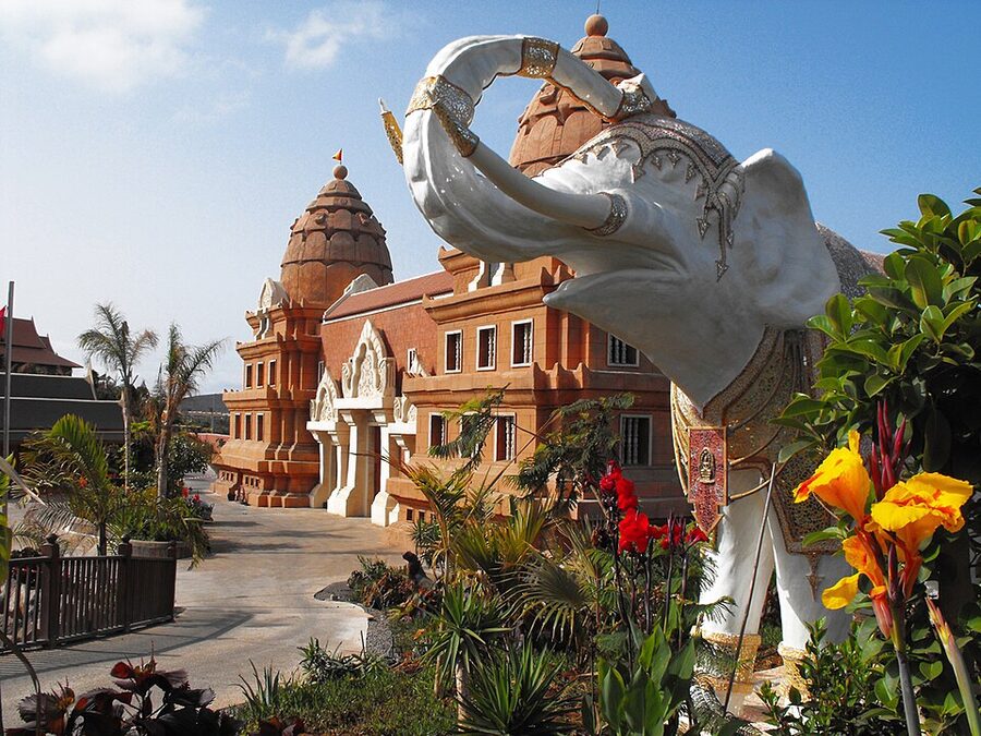 Stone elephant statue water feature at Siam Park