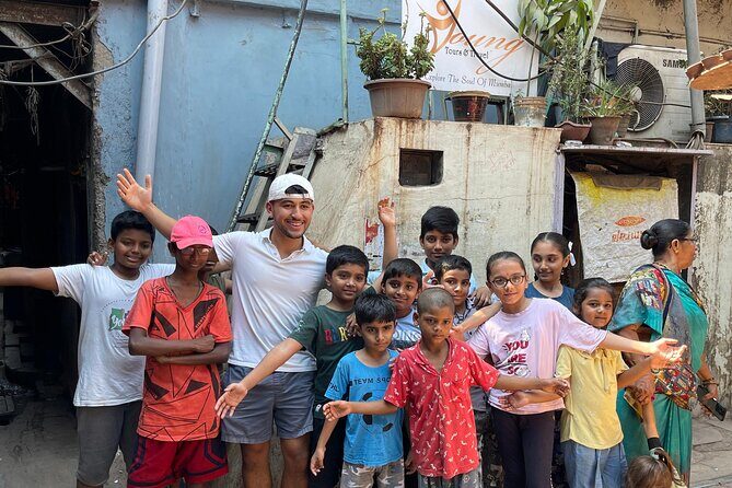 The Real Life Behind The Word Dharavi Slum Tour Experience - A Deep Dive into the Dharavi Slum Tour