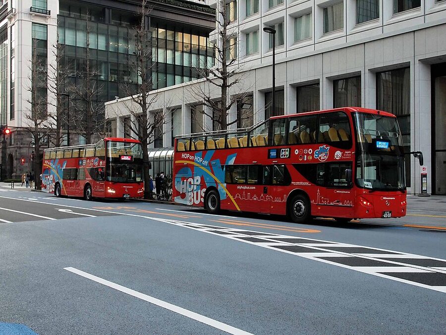 Sky Hop UNVI Urbis open top bus