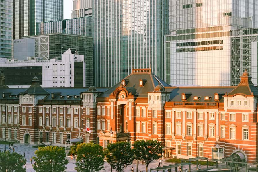 Tokyo: Imperial Palace, Tokyo Tower, & Station Guided Tour - Transport and Timing: How It Works