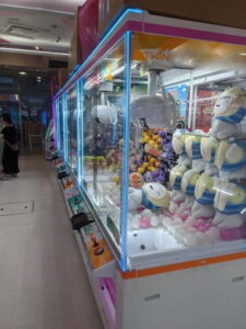 Tokyo Shinjuku : Private Walking Night Tour with Pachinko - Exploring Shinjuku’s Hidden Alleys & Memory Lane