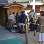 Tokyo: Temples and Rikugien Gardens Guided Walking Tour - FAQ