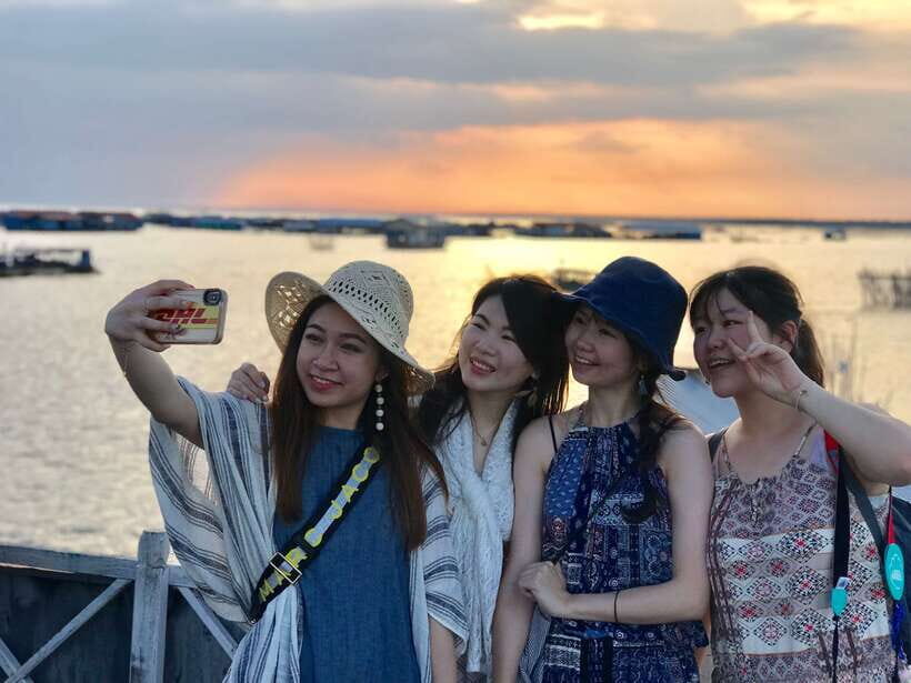 Tonle Sap Tour of Kompong Phluk Village & Evening Food tour - What the Tour Includes & Excludes