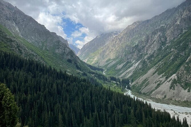 Tour to the Ala Archa National Park - Authentic Experiences and Practical Details