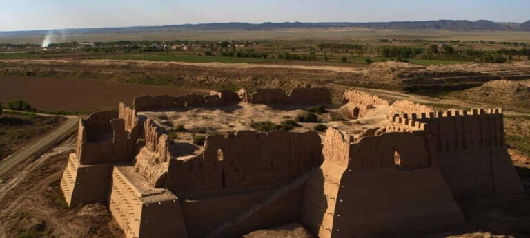 Tranfer Khiva - Bukhara via Ancient Fortresses - What to Expect During the Tour
