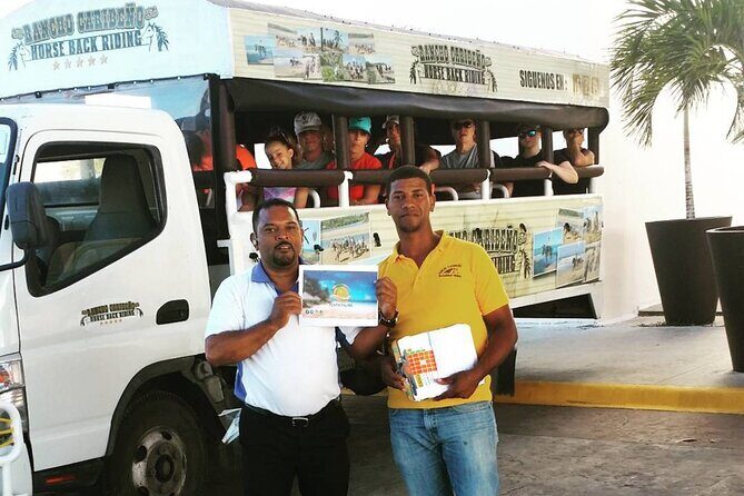 traslado privado SUBURBAN/CADILLAC round trip PUNTACANA-UVEROALTO - Departure and Arrival: Smooth and Hassle-Free