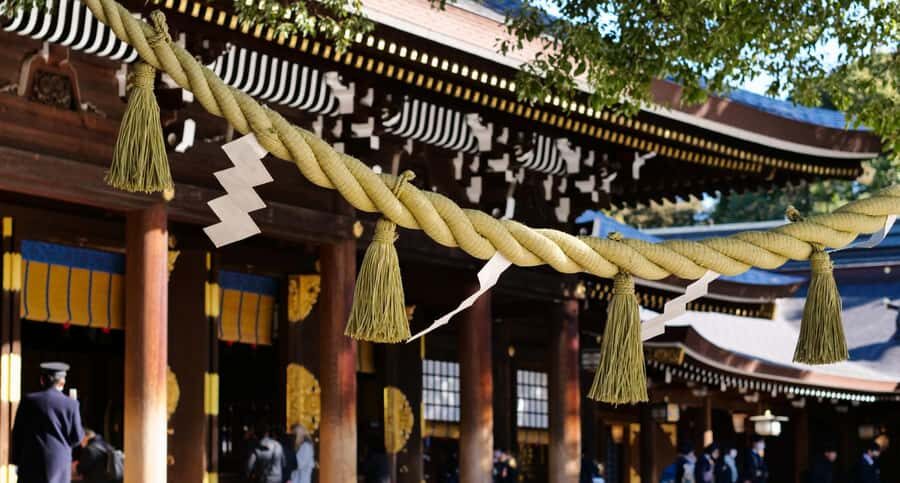 Two Sides of Tokyo: Meiji Shrine & Harajuku Streets 3 Hrs - What Sets This Tour Apart?