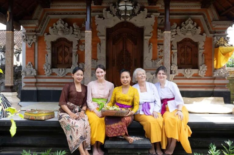Ubud: Cultural Fashion Experience w/ Makeup & Photoshoot - Exploring the Experience in Detail